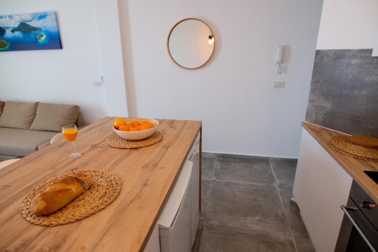 Black Sand Holiday Home Puerto de Santiago  Esterno foto